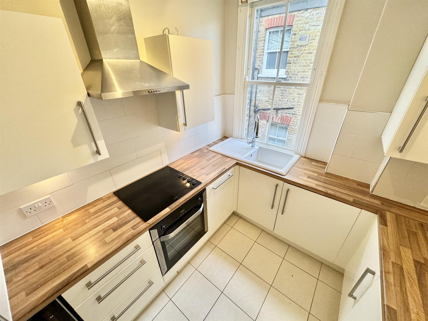 Pemberton Road, London, London